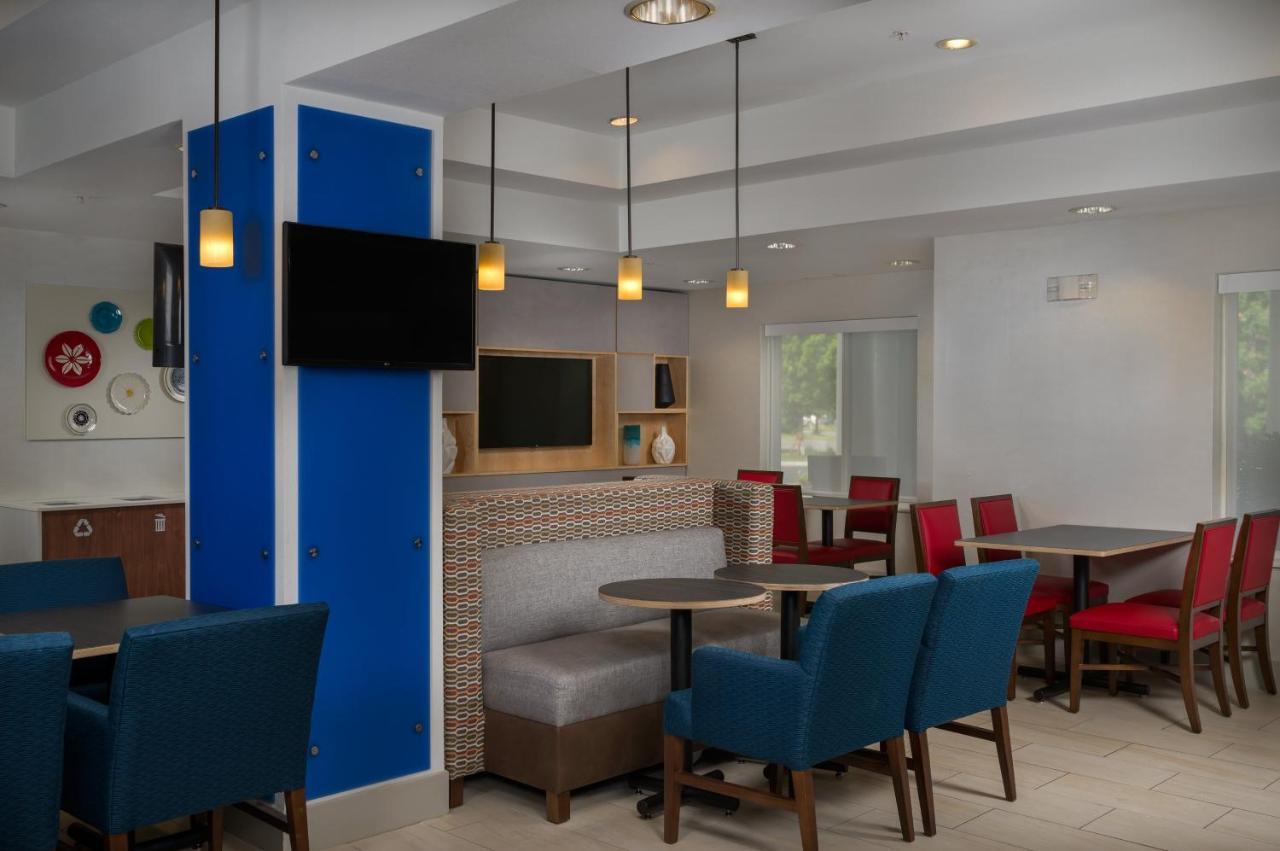 Holiday Inn Express Independence - Kansas City By Ihg Extérieur photo
